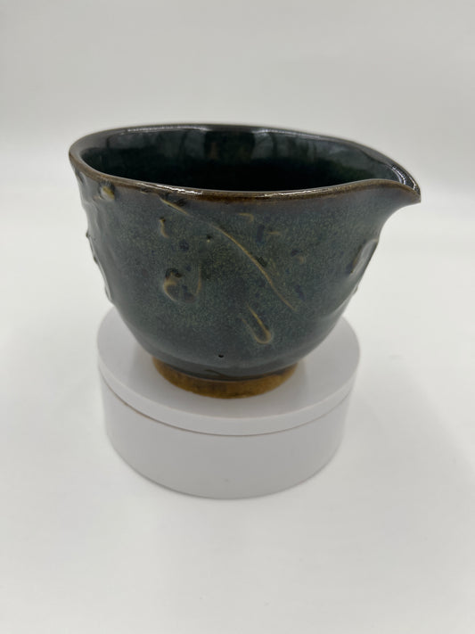 Green SlipTrail Macha / Pourable Small Bowl