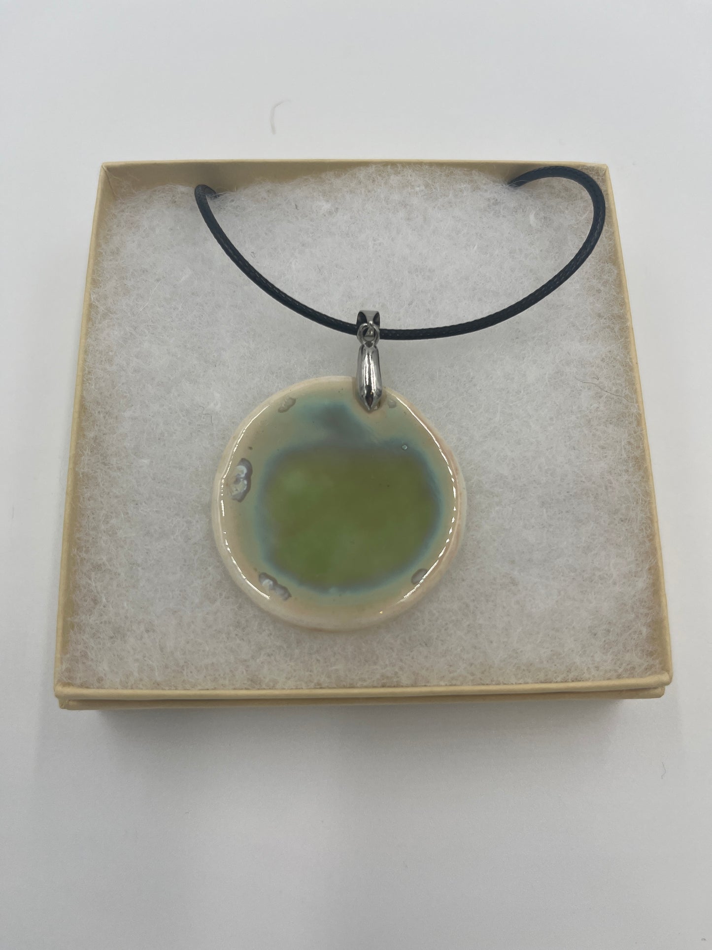 Green Crystalline Round Necklace