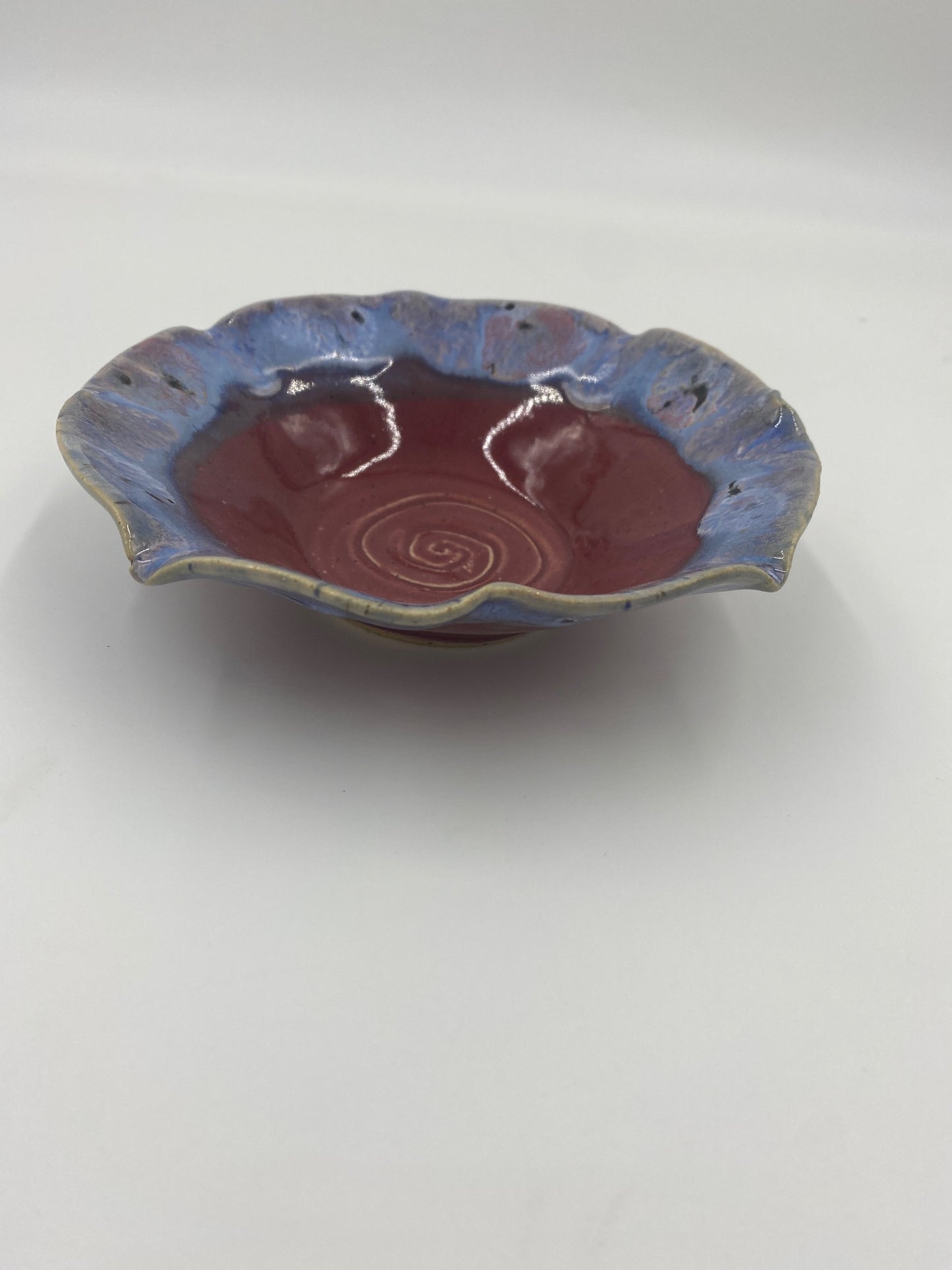 Pink wavy bowl